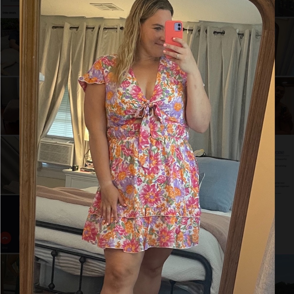 NWT pretty floral dress!